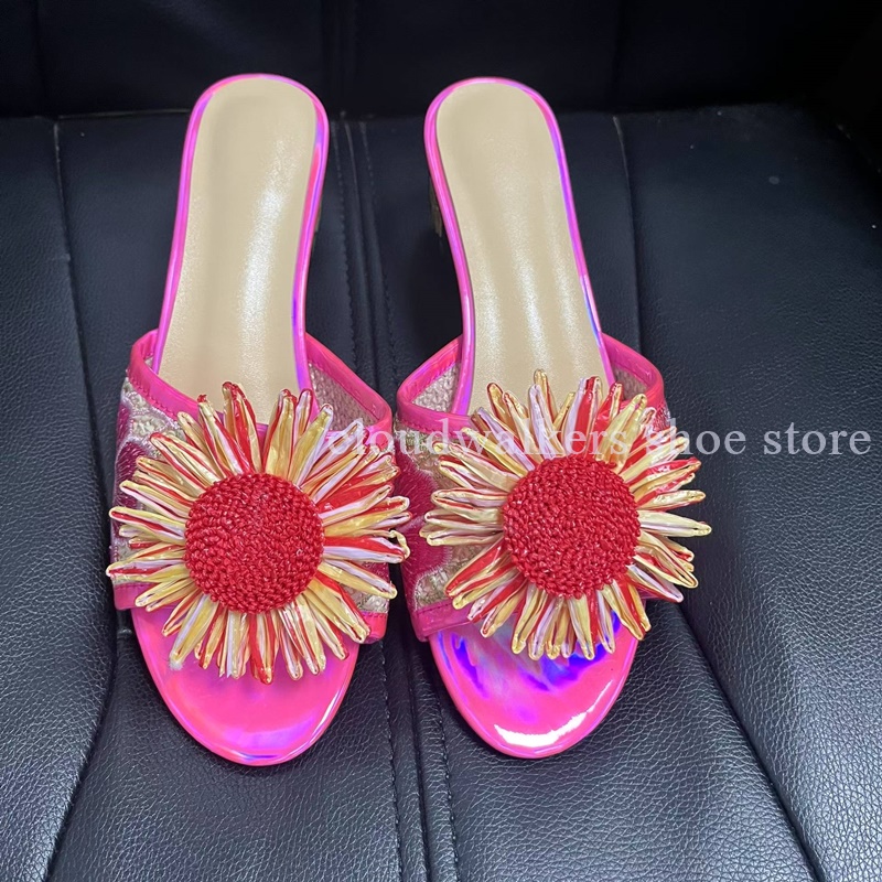 Embroidery Design Free - Sendal musim panas dengan hiasan bunga