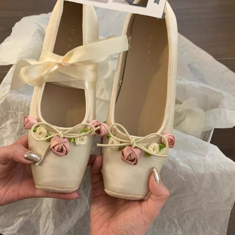 Sepatu Wanita Model Flats Bow  - Embroidery Design Free ulasan dan harga